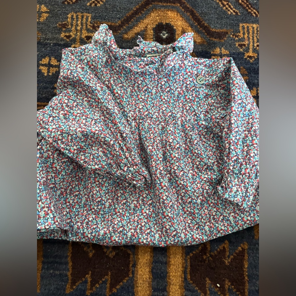 BonTon Girls floral Ruffle collar cotton top size 3 months